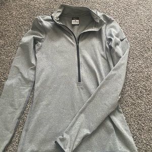 Small Nike pro dri fit pullover.